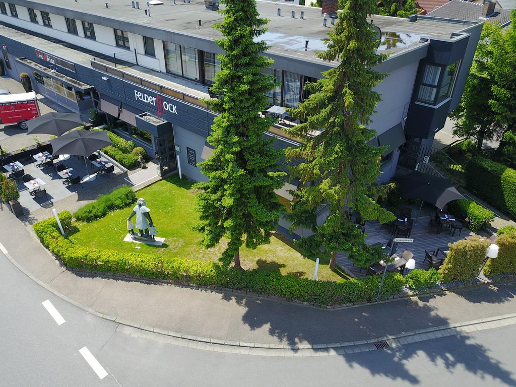 ホテル レストラン フェルダーボック Nußloch エクステリア 写真